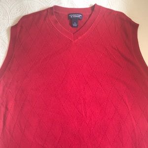 Roundtree and Yorke Diamond Texture Sweater Vest